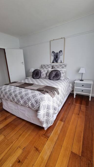 Apartment 3 Bedroom Art Deco With Modern Features Burnie