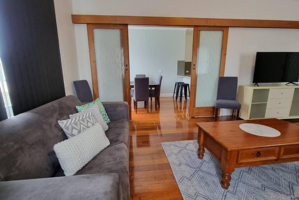Apartment 3 Bedroom Art Deco With Modern Features