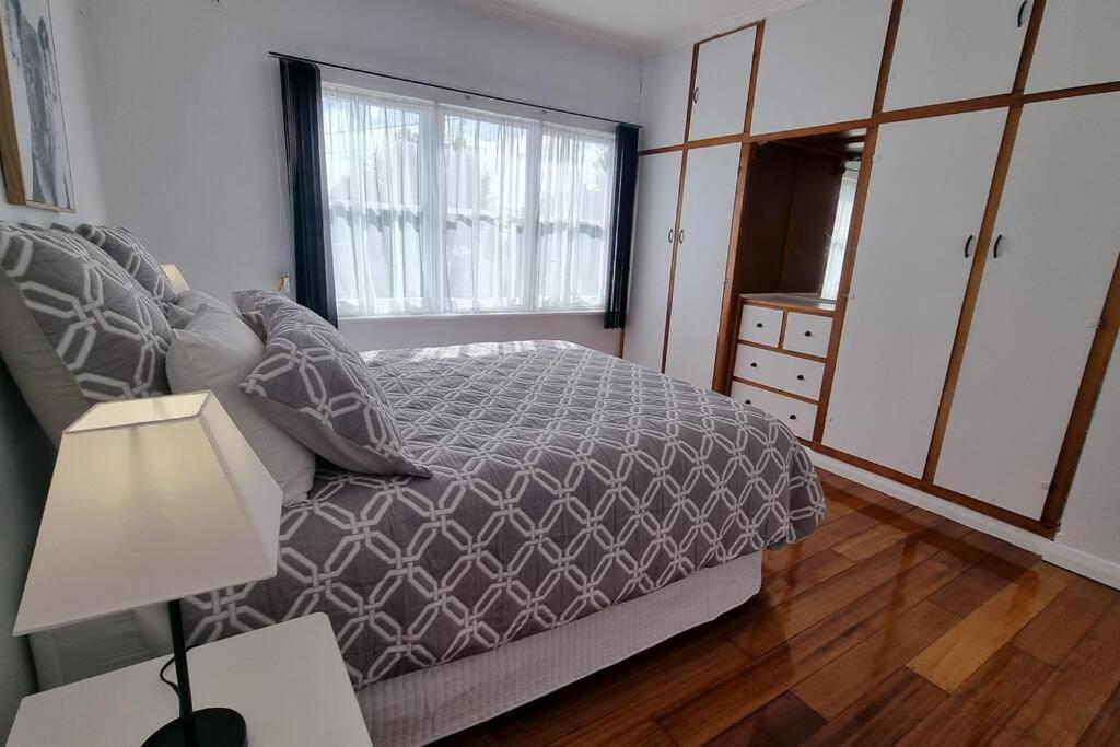 Apartment 3 Bedroom Art Deco With Modern Features